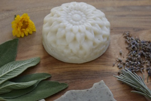 Naturseifen sieden in der Natur – Traditionelles Handwerk & kreative Naturkosmetik